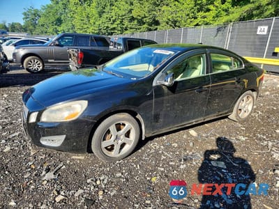 2013 VOLVO S60 T5 YV1612FH3D2209267 - główne zdjęcie licytacji z USA - miniatura