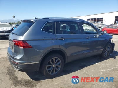Trzecie zdjęcie samochodu z tyłu: 2024 VOLKSWAGEN TIGUAN SE VIN:3VV3B7AX0RM022166 - miniatura