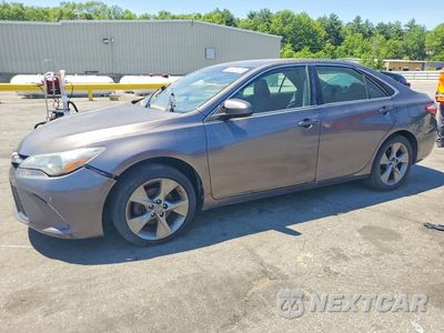 2015 TOYOTA CAMRY SE 4T1BF1FK2FU922580 - główne zdjęcie licytacji z USA - miniatura