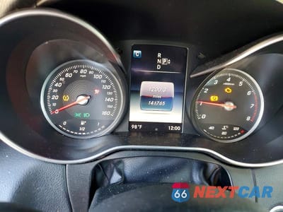 Zdjęcie 9 z 12 samochodu: 2015 MERCEDES-BENZ C 300 VIN:55SWF4JB5FU053477 - miniatura