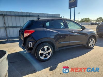 Trzecie zdjęcie samochodu z tyłu: 2017 HONDA HR-V LX VIN:3CZRU6H3XHG706469 - miniatura