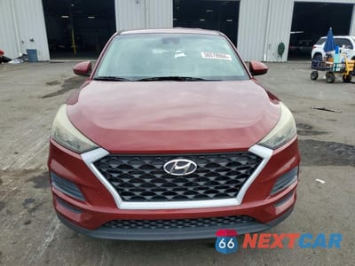 Piąte zdjęcie samochodu w środku: 2019 HYUNDAI TUCSON SE VIN:KM8J2CA48KU919155 - miniatura