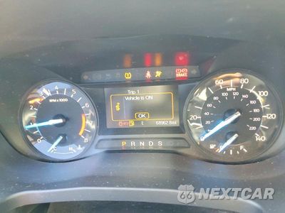 Zdjęcie 9 z 13 samochodu: 2017 FORD EXPLORER XLT VIN:1FM5K8D86HGD81866 - miniatura