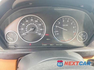 Zdjęcie 9 z 12 samochodu: 2017 BMW 330 I VIN:WBA8B9G37HNU52699 - miniatura