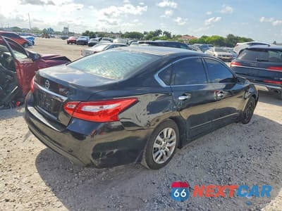 Trzecie zdjęcie samochodu z tyłu: 2017 NISSAN ALTIMA 2.5 S VIN:1N4AL3AP9HC260678 - miniatura