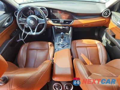 Zdjęcie 8 z 12 samochodu: 2019 ALFA ROMEO GIULIA VIN:ZARFAMAN7K7622765 - miniatura