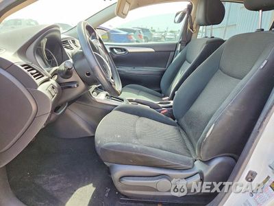 Zdjęcie 7 z 12 samochodu: 2019 NISSAN SENTRA VIN:3N1AB7AP6KY243892 - miniatura