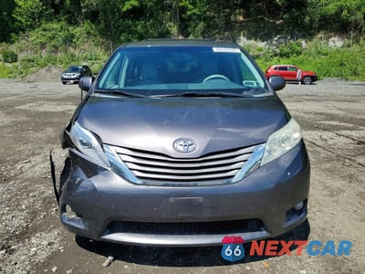 Piąte zdjęcie samochodu w środku: 2012 TOYOTA SIENNA XLE 8-PASSENGER VIN:5TDYK3DCXCS266579 - miniatura