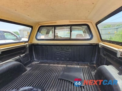 Zdjęcie 10 z 14 samochodu: 2003 CHEVROLET SILVERADO K2500 HEAVY DUTY VIN:1GCHK23173F247224 - miniatura