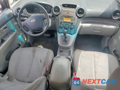 Zdjęcie 8 z 12 samochodu: 2009 KIA RONDO BASE VIN:KNAFG528497273269 - miniatura
