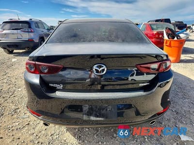 Zdjęcie 6 z 12 samochodu: 2021 MAZDA 3 PREFERRED VIN:JM1BPBCL8M1305817 - miniatura
