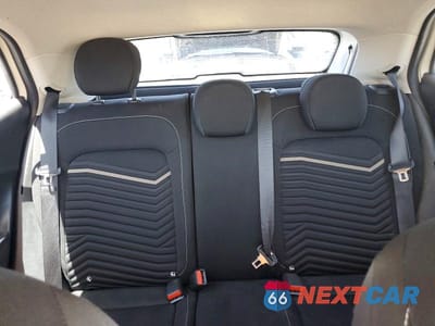 Zdjęcie 10 z 13 samochodu: 2023 FIAT 500X POP AWD VIN:9BD363C26PYZ75932 - miniatura