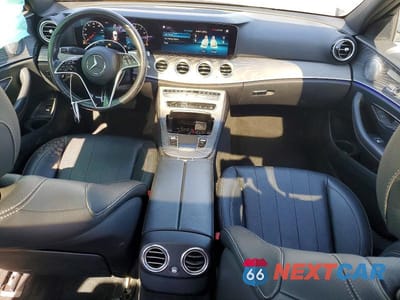 Zdjęcie 8 z 12 samochodu: 2021 MERCEDES-BENZ E 350 4MATIC VIN:W1KZF8EB7MA877542 - miniatura