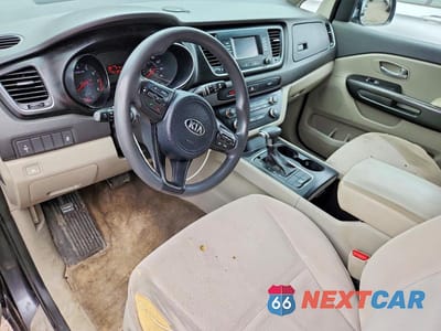 Zdjęcie 8 z 13 samochodu: 2018 KIA SEDONA LX VIN:KNDMB5C19J6395775 - miniatura