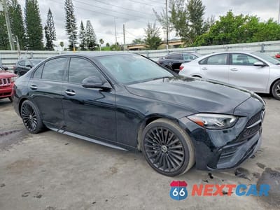 Czwarte zdjęcie samochodu z boku: 2023 MERCEDES-BENZ C 300 VIN:W1KAF4GB0PR144242 - miniatura