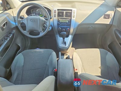 Zdjęcie 8 z 13 samochodu: 2007 HYUNDAI TUCSON SE VIN:KM8JN12D67U638649 - miniatura