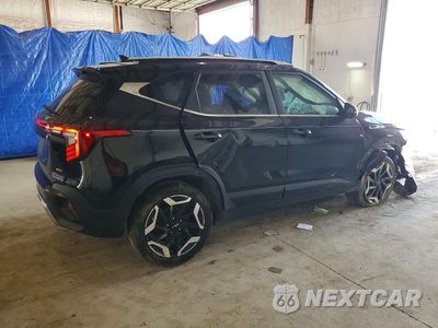 Trzecie zdjęcie samochodu z tyłu: 2024 KIA SELTOS SX VIN:KNDETCA78R7607617 - miniatura