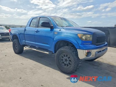 Czwarte zdjęcie samochodu z boku: 2007 TOYOTA TUNDRA DOUBLE CAB SR5 VIN:5TBRT54187S450719 - miniatura