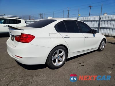 Trzecie zdjęcie samochodu z tyłu: 2015 BMW 320 I VIN:WBA3B1G55FNT03735 - miniatura
