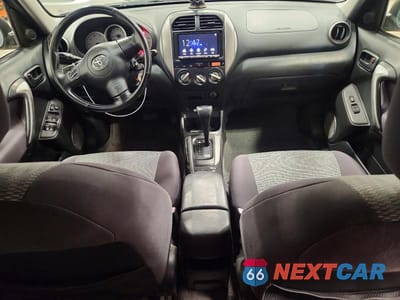 Zdjęcie 8 z 12 samochodu: 2005 TOYOTA RAV4 BASE VIN:JTEHD20V156030509 - miniatura