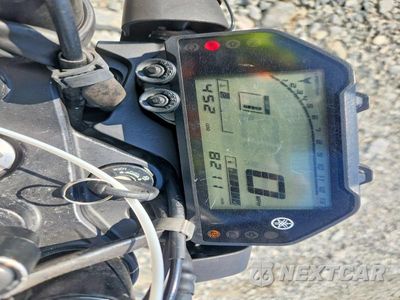 Zdjęcie 8 z 9 samochodu: 2021 YAMAHA MT-03 VIN:MH3RH20Y1MK004250 - miniatura