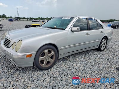 2002 MERCEDES-BENZ E 430 WDBJF70J52B414272 - główne zdjęcie licytacji z USA - miniatura