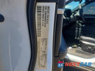 Zdjęcie 13 z 13 samochodu: 2024 JEEP GRAND CHEROKEE LIMITED VIN:1C4RJHBG0RC132104 - miniatura