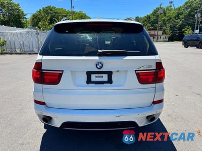 Zdjęcie 6 z 12 samochodu: 2013 BMW X5 XDRIVE35I VIN:5UXZV4C53D0E11293 - miniatura
