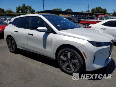 Czwarte zdjęcie samochodu z boku: 2026 BMW IX XDRIVE45 VIN:WB543CF08TCV37618 - miniatura