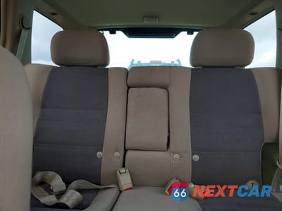 Zdjęcie 10 z 13 samochodu: 2001 NISSAN PATHFINDER SE VIN:JN8DR07X11W504733 - miniatura