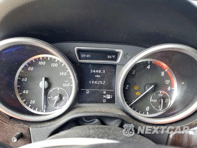 Zdjęcie 9 z 13 samochodu: 2012 MERCEDES-BENZ ML 350 BLUETEC VIN:4JGDA2EBXCA025650 - miniatura