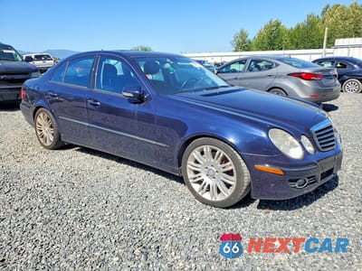 Czwarte zdjęcie samochodu z boku: 2008 MERCEDES-BENZ E 350 VIN:WDBUF56X68B221229 - miniatura