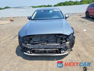 Piąte zdjęcie samochodu w środku: 2019 VOLVO S60 T6 MOMENTUM VIN:7JRA22TK3KG004305 - miniatura