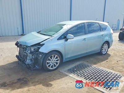 2014 TOYOTA PRIUS V FIVE JTDZN3EU1E3304658 - główne zdjęcie licytacji z USA - miniatura