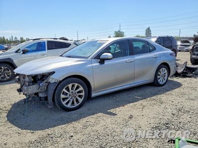 2022 TOYOTA CAMRY LE 4T1C11AK0NU665914 - główne zdjęcie licytacji z USA - miniatura