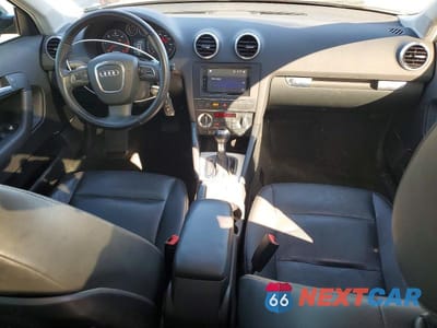 Zdjęcie 8 z 12 samochodu: 2013 AUDI A3 PREMIUM PLUS VIN:WAUKJAFM4DA022764 - miniatura