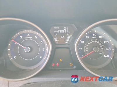 Zdjęcie 9 z 12 samochodu: 2013 HYUNDAI ELANTRA GLS VIN:5NPDH4AE7DH407429 - miniatura