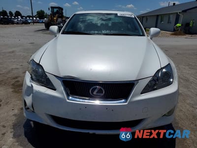 Piąte zdjęcie samochodu w środku: 2008 LEXUS IS 250 VIN:JTHCK262285022932 - miniatura