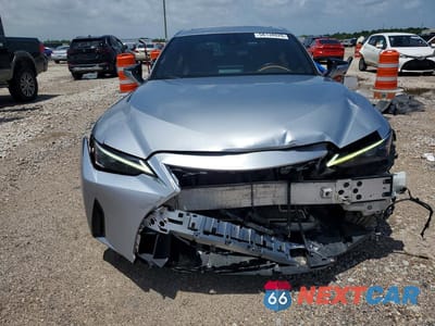 Piąte zdjęcie samochodu w środku: 2022 LEXUS IS 300 VIN:JTHDA1D22N5119497 - miniatura