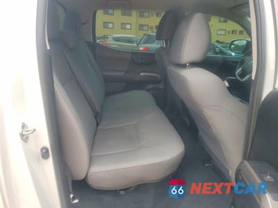 Zdjęcie 10 z 12 samochodu: 2021 TOYOTA TACOMA SR5 V6 VIN:3TMAZ5CN2MM156767 - miniatura