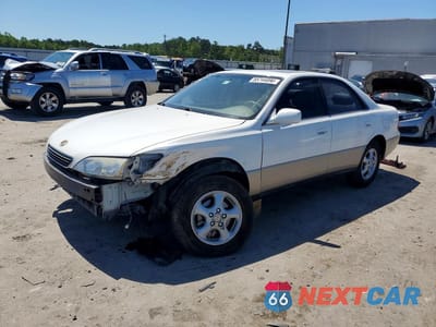 1998 LEXUS ES 300 JT8BF28G5W5049595 - główne zdjęcie licytacji z USA - miniatura