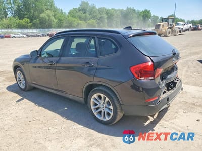 Drugie zdjęcie samochodu z przodu: 2015 BMW X1 XDRIVE28I VIN:WBAVL1C58FVY41552 - miniatura