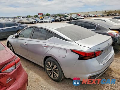 Drugie zdjęcie samochodu z przodu: 2022 NISSAN ALTIMA SV VIN:1N4BL4DV4NN409440 - miniatura
