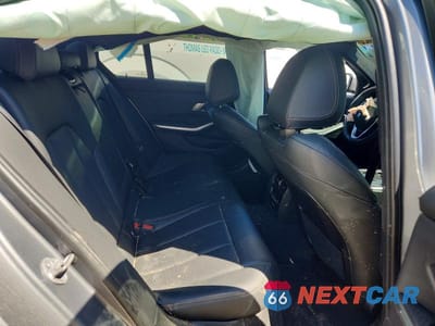 Zdjęcie 10 z 12 samochodu: 2023 BMW 330XI VIN:3MW89FF08P8D09733 - miniatura