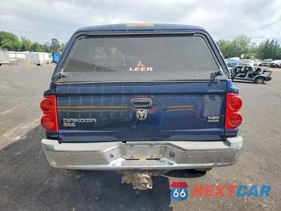 Zdjęcie 6 z 12 samochodu: 2005 DODGE DAKOTA QUAD SLT VIN:1D7HW48N15S288721 - miniatura