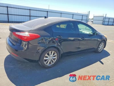 Trzecie zdjęcie samochodu z tyłu: 2015 KIA FORTE LX VIN:KNAFX4A61F5353744 - miniatura