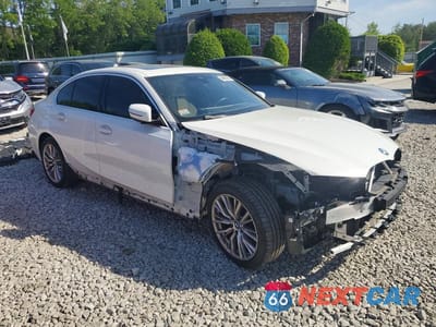 Czwarte zdjęcie samochodu z boku: 2024 BMW 330XI VIN:3MW89FF02R8D79490 - miniatura