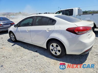 Drugie zdjęcie samochodu z przodu: 2017 KIA FORTE LX VIN:3KPFK4A77HE050341 - miniatura