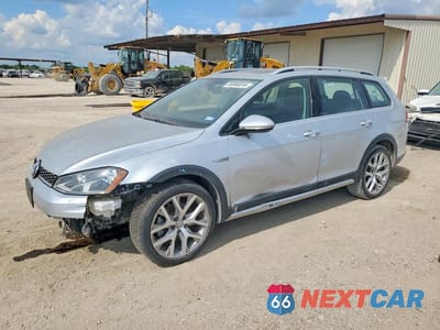 2017 VOLKSWAGEN GOLF ALLTRACK S 3VWH17AU1HM522555 - główne zdjęcie licytacji z USA - miniatura