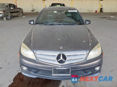 Piąte zdjęcie samochodu w środku: 2010 MERCEDES-BENZ C 300 VIN:WDDGF5EB8AF475985 - miniatura